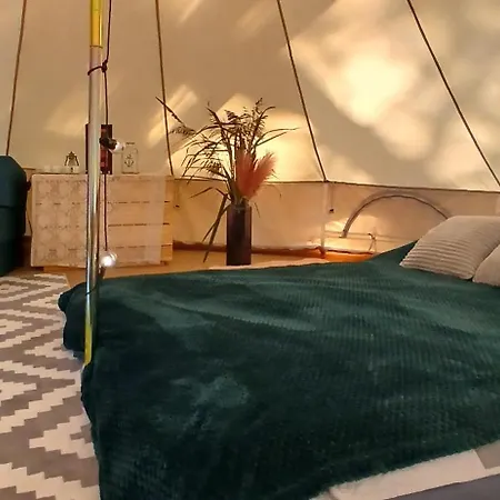 Miami Jungle Glamping Experience * Korjuse